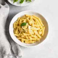 Cremige K&auml;se Sahne So&szlig;e Blitzrezept f&uuml;r PastaLiebhaber