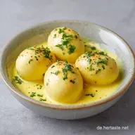 Eier in Senfsauce: Traditionelles Rezept f&uuml;r 4 Portionen