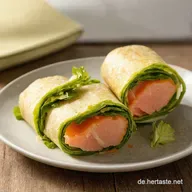 Schnelles Wrap R&ouml;llchen Rezept I BlitzPartysnack mit Lachs