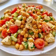 Proteinsalat mit Kichererbsen in 15 Min
