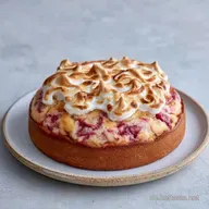Rhabarberkuchen mit Baiser f&uuml;r 12 St&uuml;cke