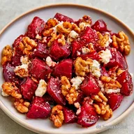 Rote Bete Feta mit Honig und N&uuml;ssen