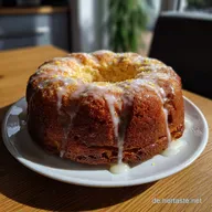 Saftiger Zitronenkuchen: Omas Geheimnis f&uuml;r ultra-saftigen Kuchen