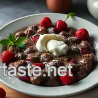 Schoko-Erdbeer-Kuchen: Fluffig & Cremig - Rezept zum Dahinschmelzen!